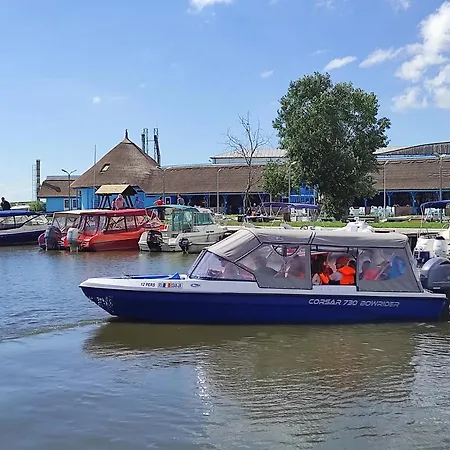 Gasthof Pensiunea Cuplu Calator 4*