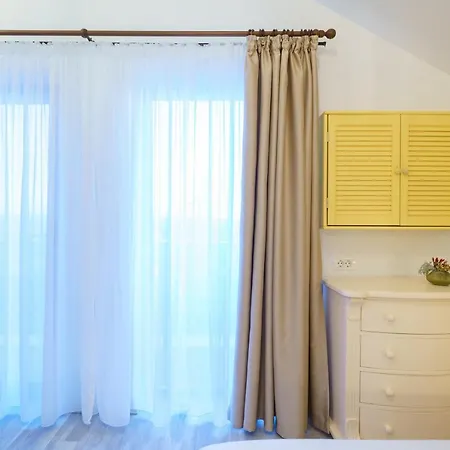 Pensiunea Cuplu Calator Πανσιόν 4*